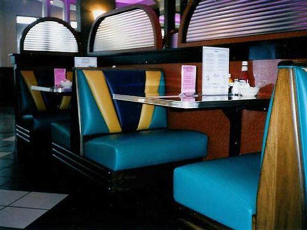 Mel's Diner interior