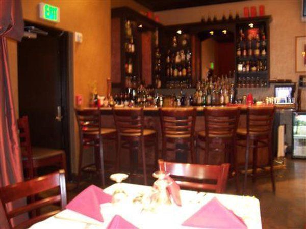 Pino's Italian Grill - Sarasota