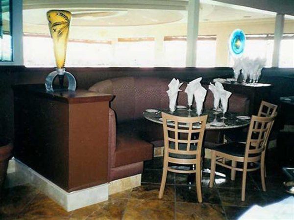 Island Way Grill - Clearwater Beach