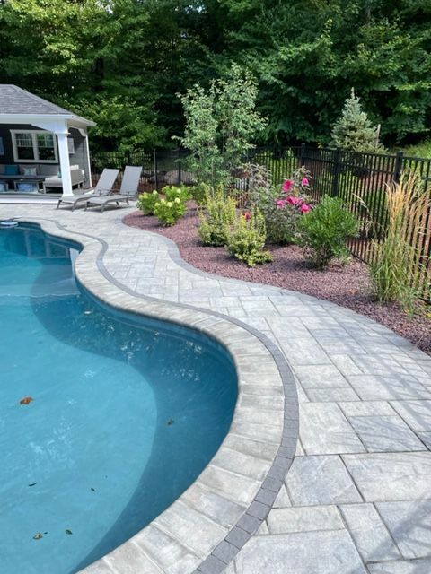 Swimming pool walkway