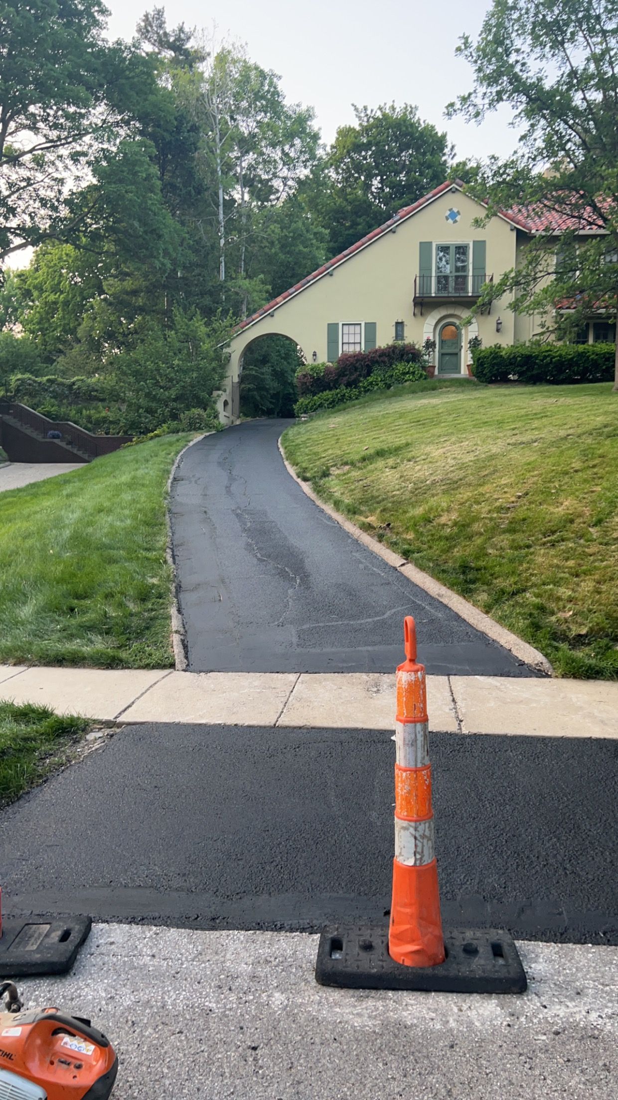 asphalt driveway repair