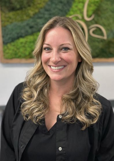 Huguenin Family Dental Staff Member