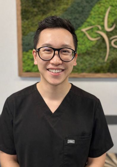 Dr. Nicholas Lee