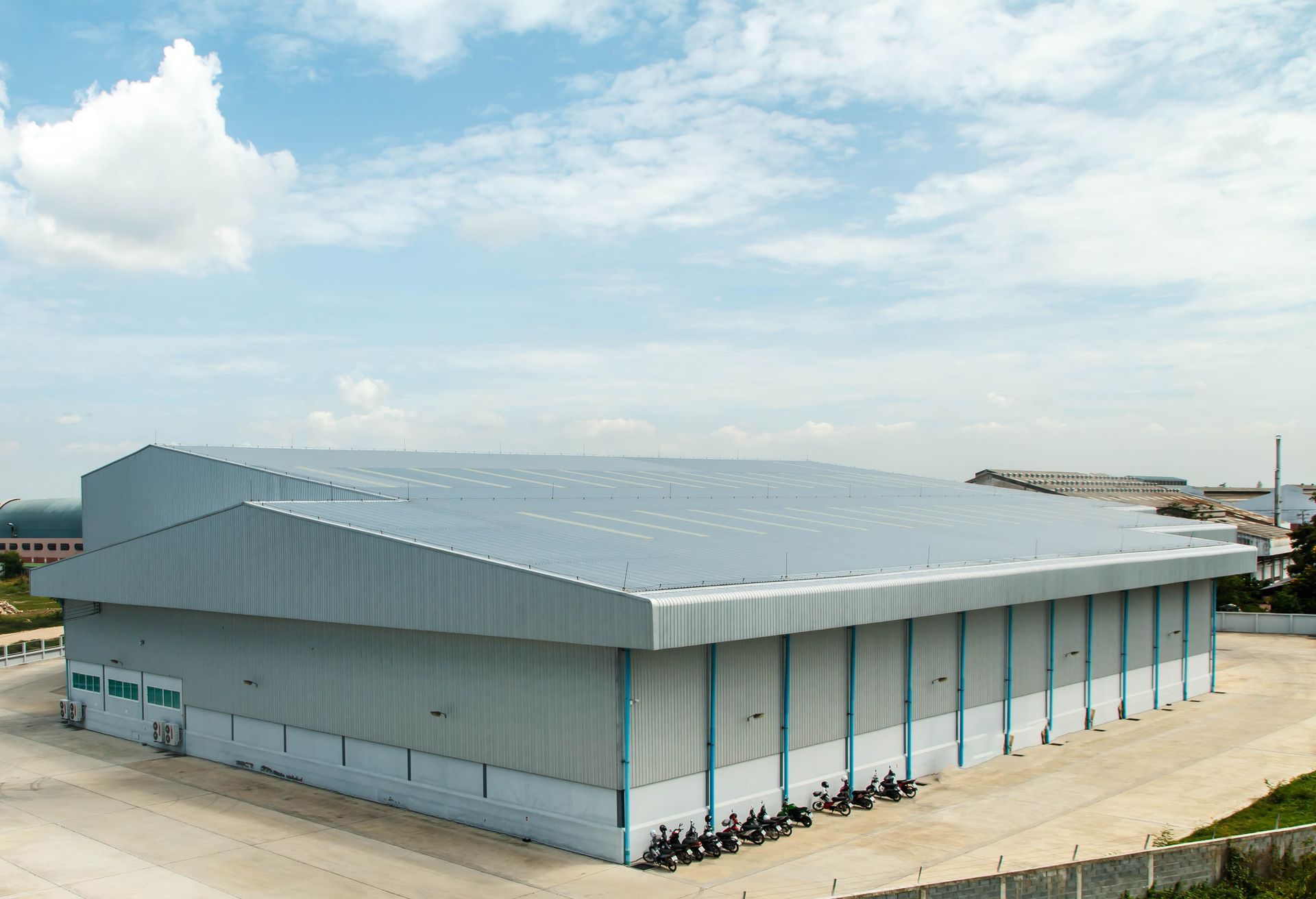 Advantages of Using Commercial Steel Buildings for Your Business Facility