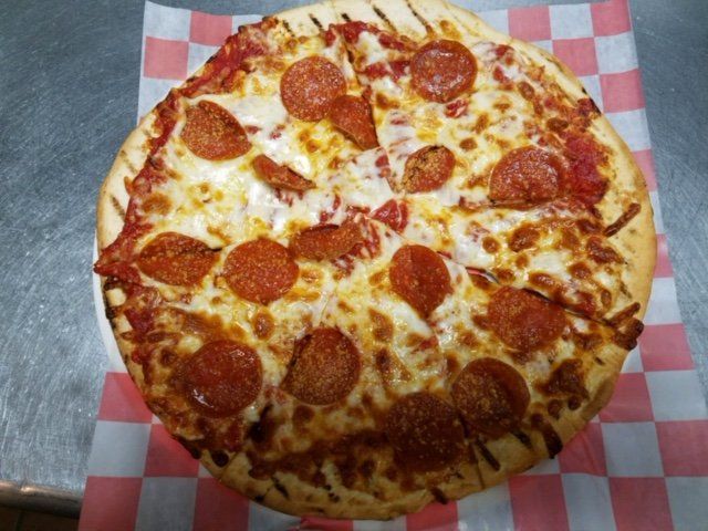 pepperoni pizza