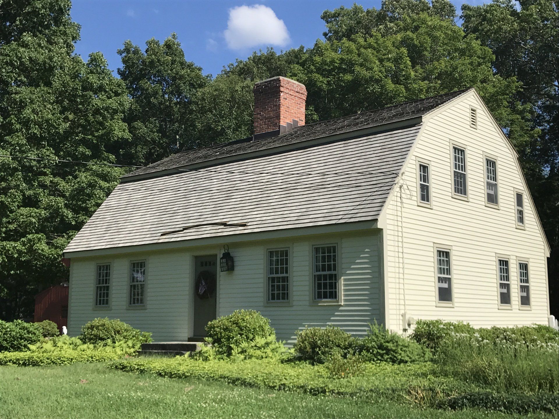 McClintock Roofing image