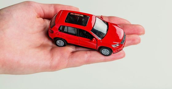Car toy in hand