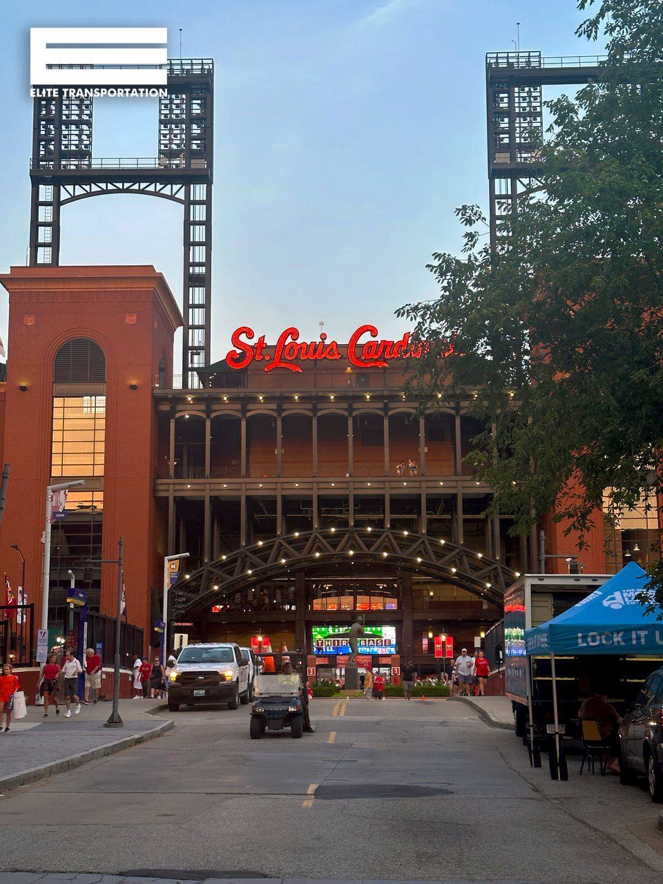 a large brick building with the word st. louis on it