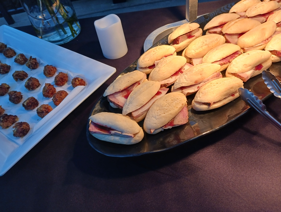 clint's kuntry katfish catering