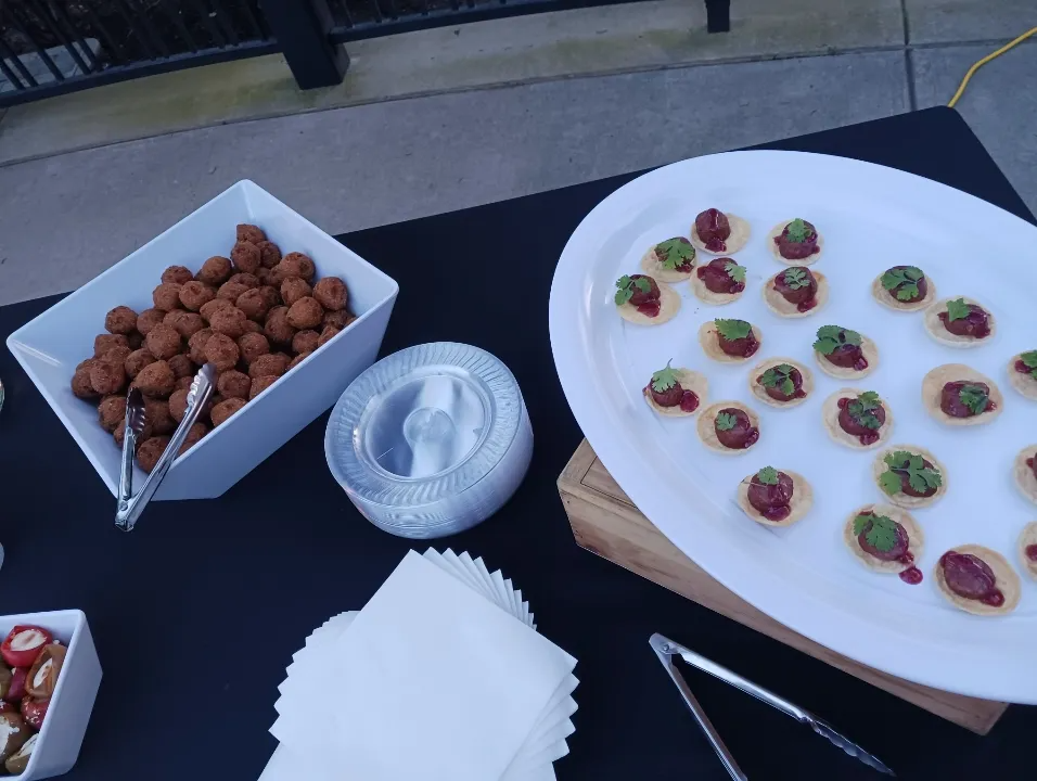 clint's kuntry katfish catering