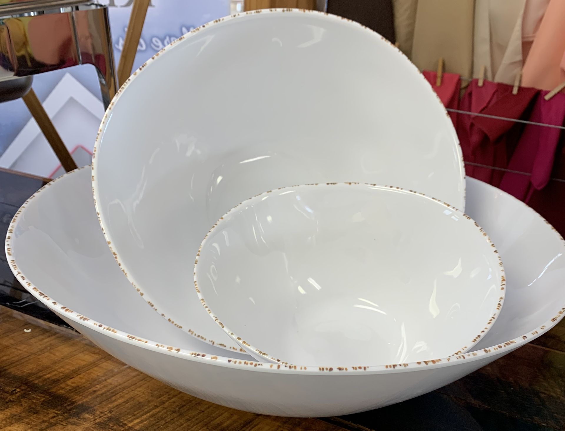 Melamine serving bowls