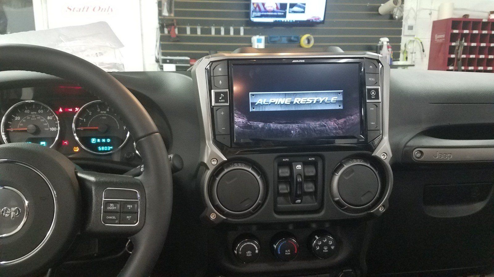 Vehicle's video and sound system