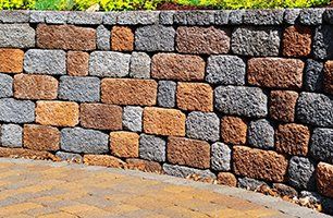 Retaining wall brick