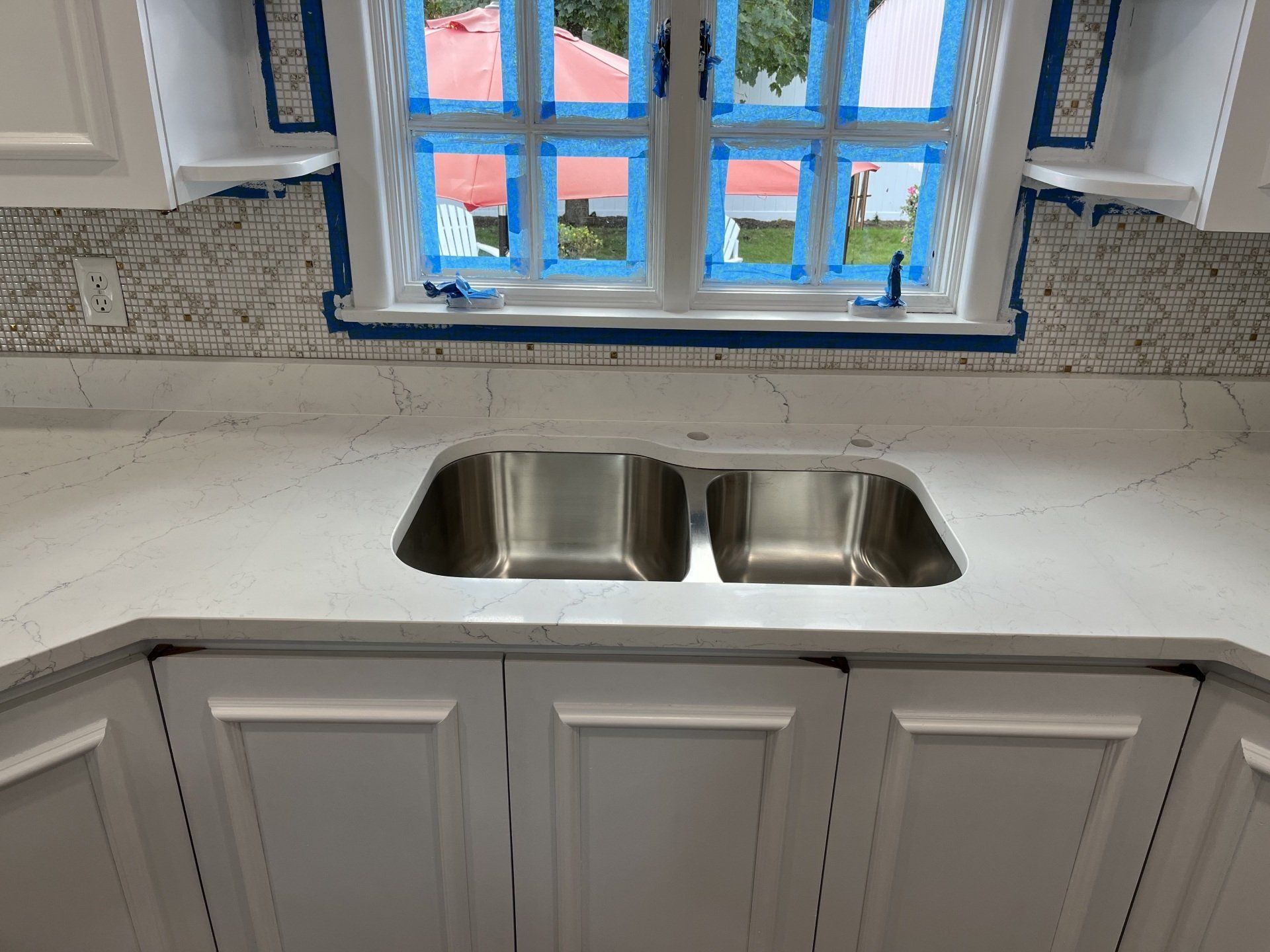 Kitchen with a double sink