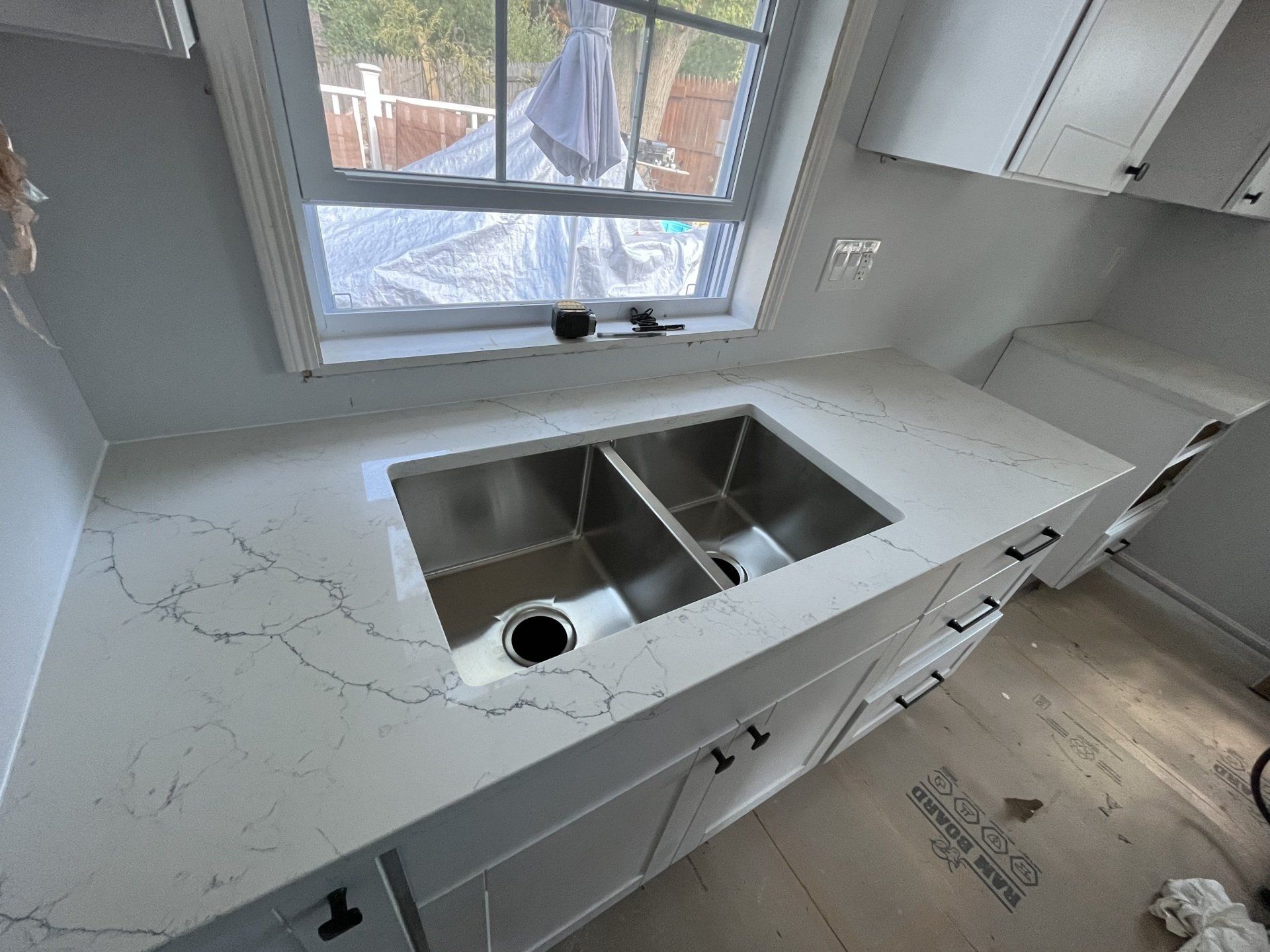 Kitchen stainless sink design