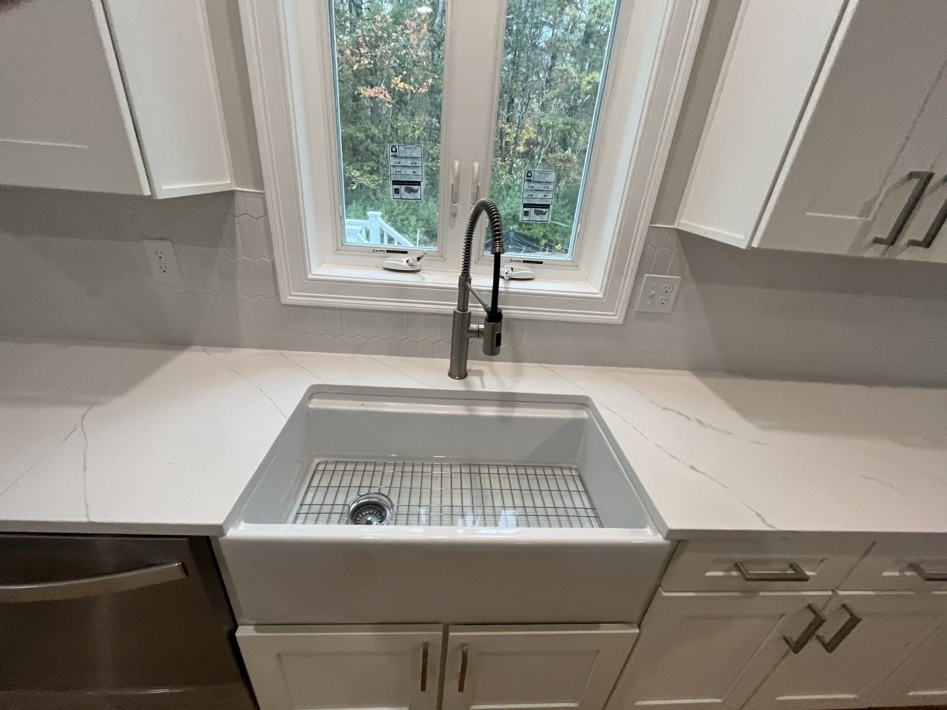 New decorated white large kitchen