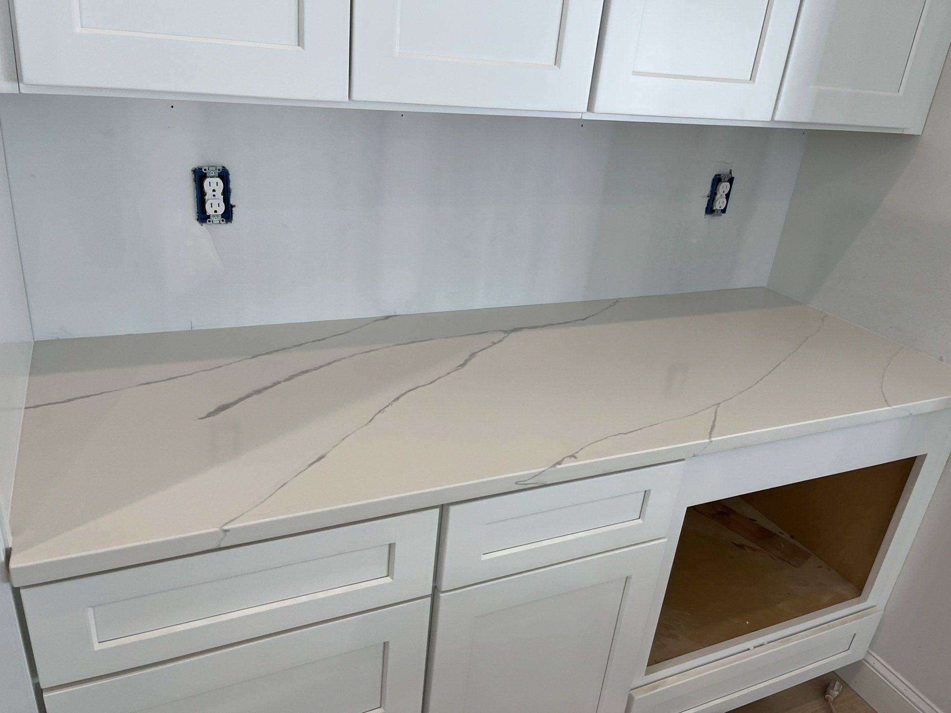 Modern kitchen countertop design