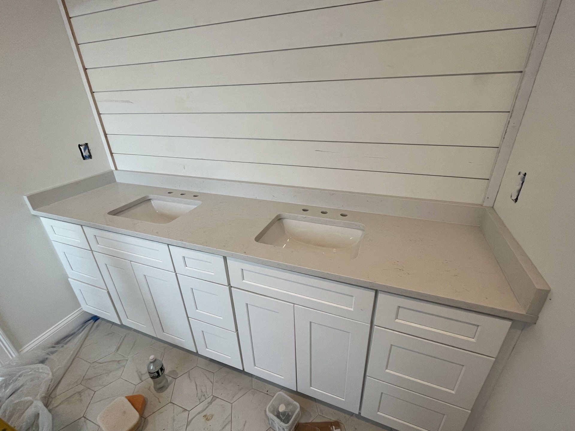 Modern bathroom countertop