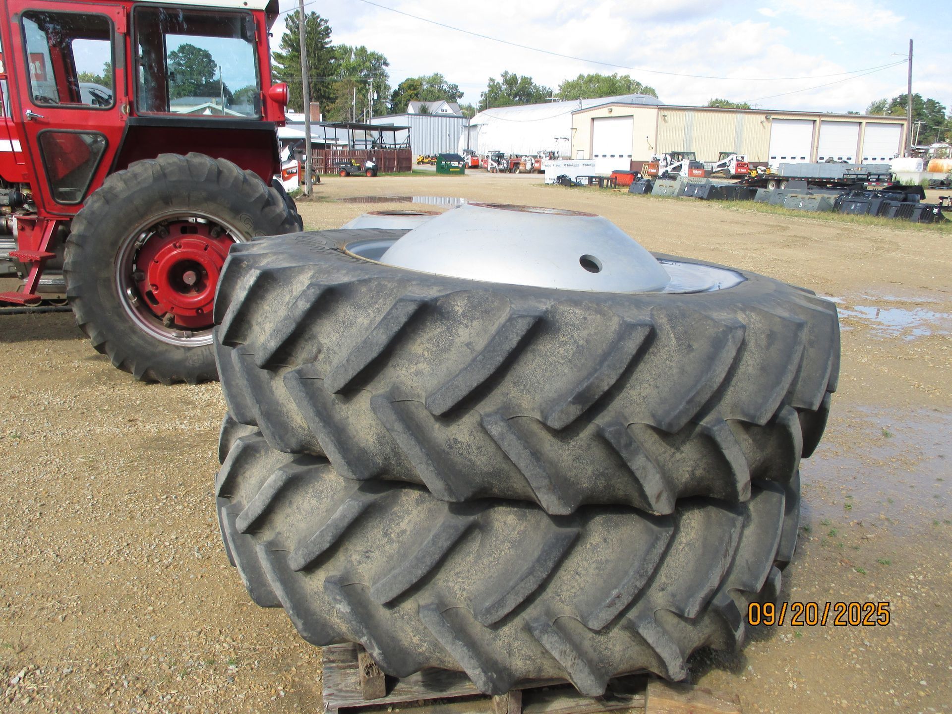 CASE-IH COMBINE DUALS