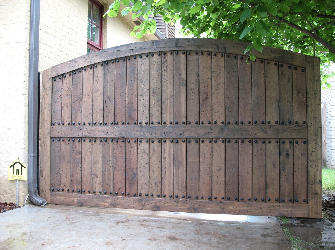 Custom entry gate
