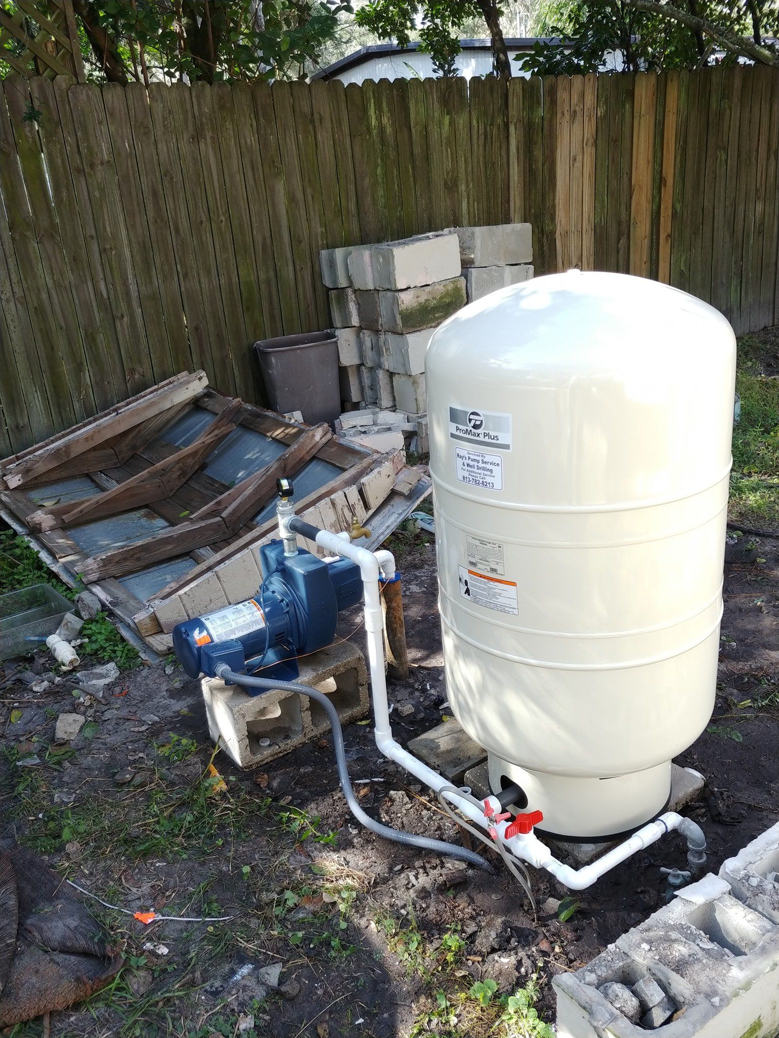 Pump service & well drilling