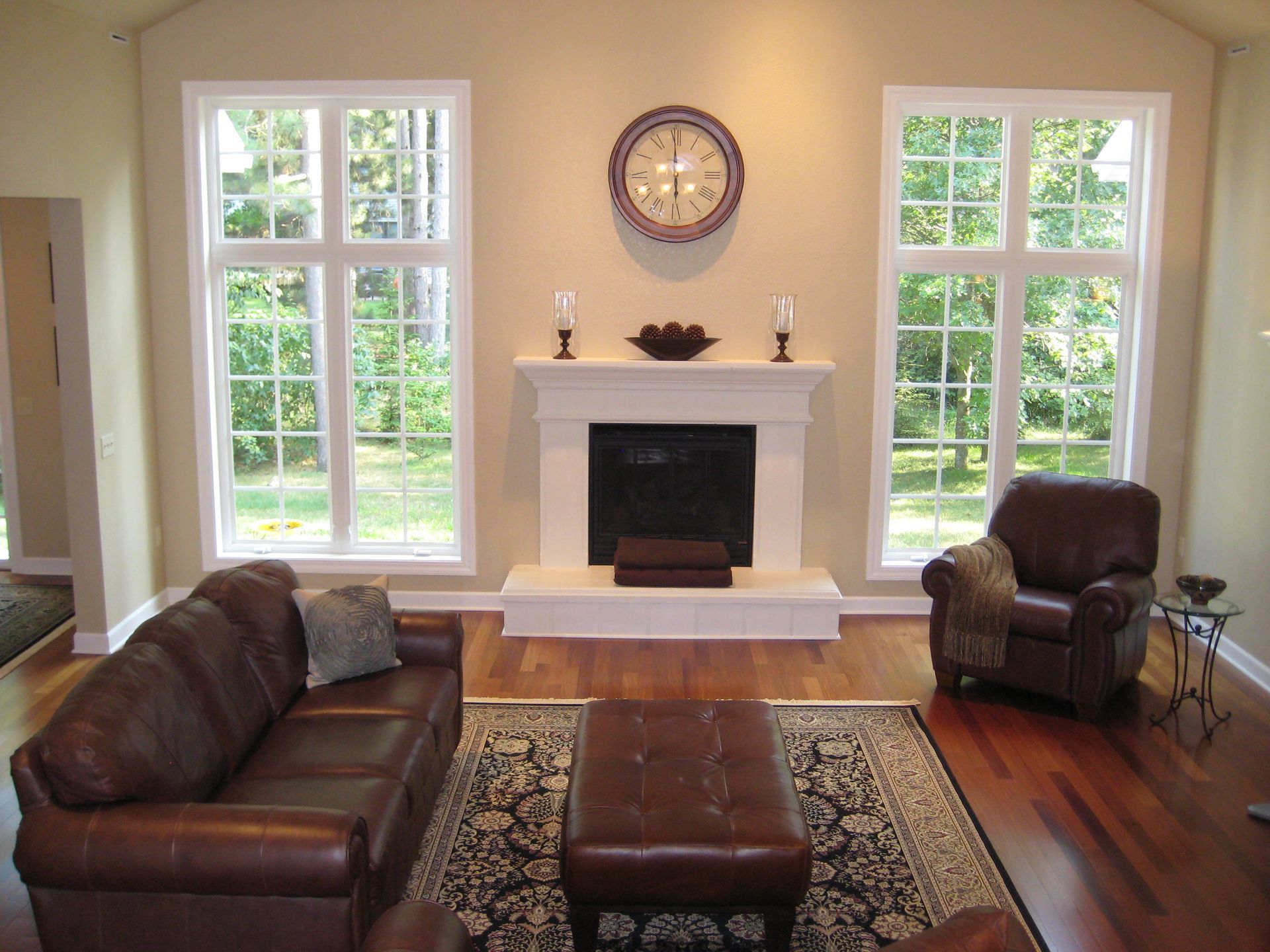 Living room with fireplace