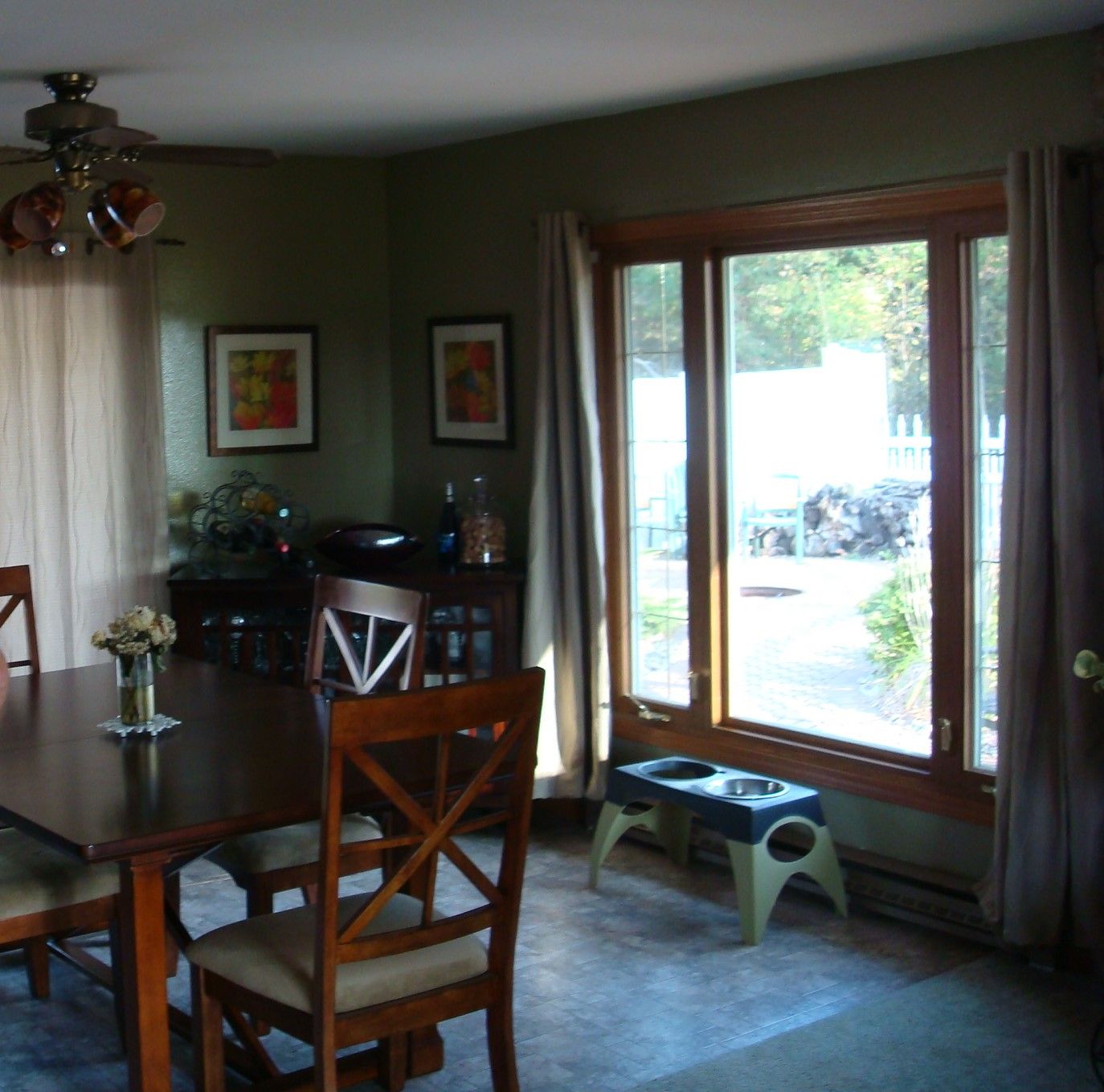 Kitchen before remodeling