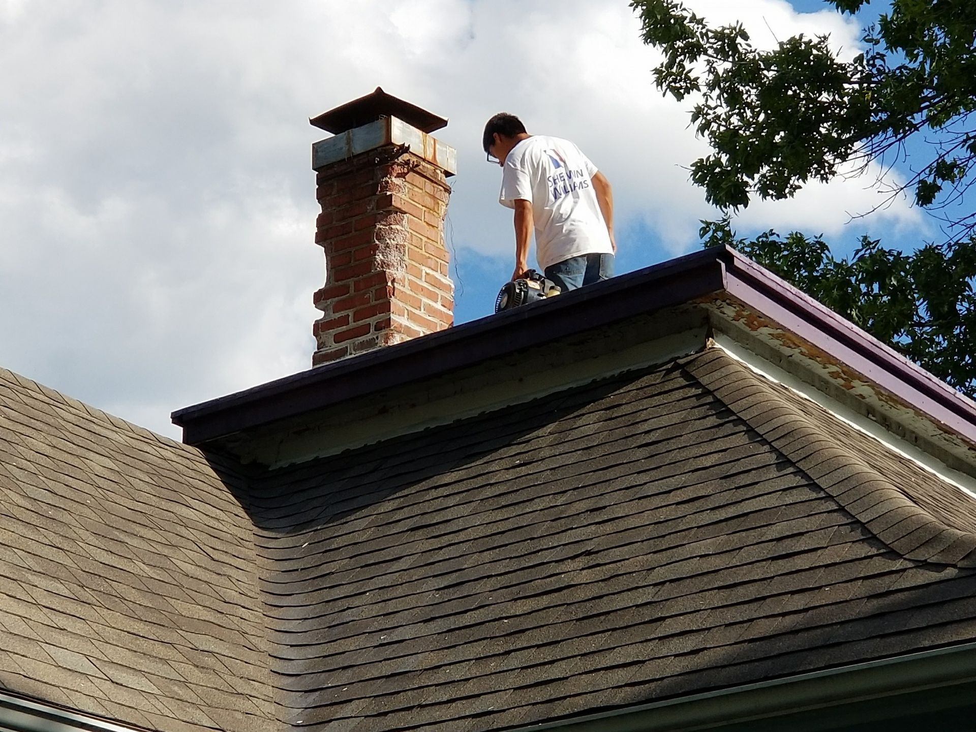 Heartland Roof & Gutter
