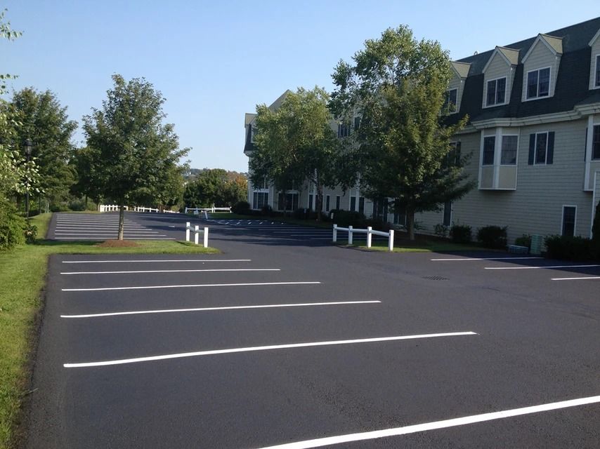 Asphalt paving services