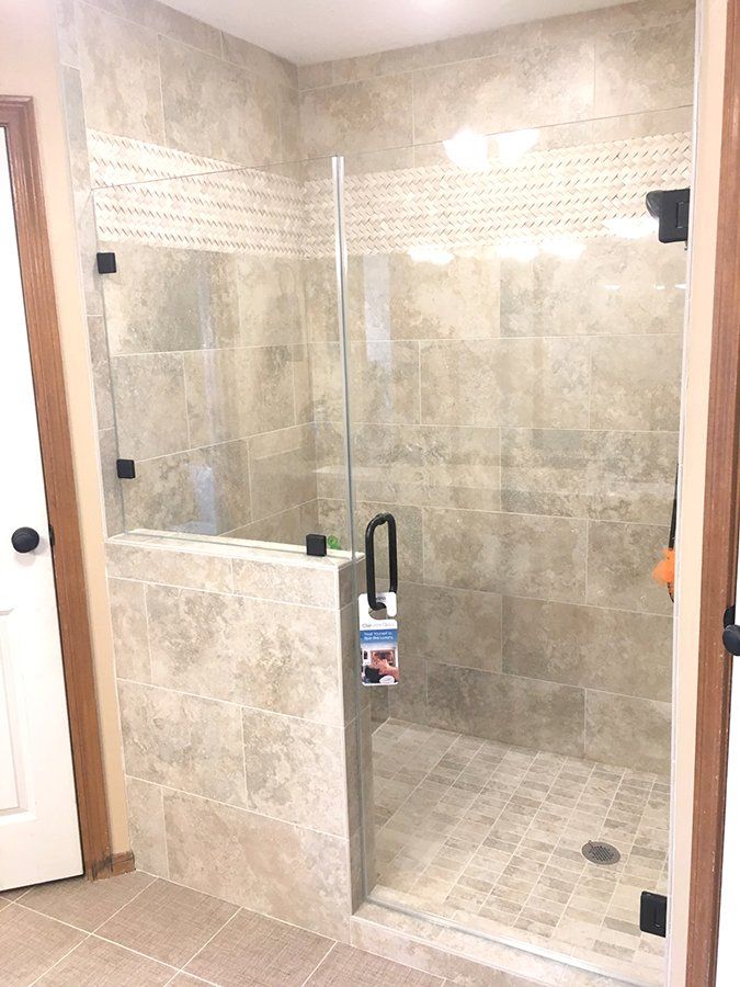 Shower glass enclosure