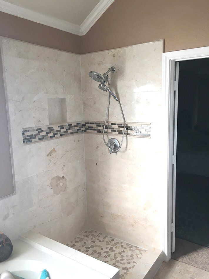 Shower glass enclosure