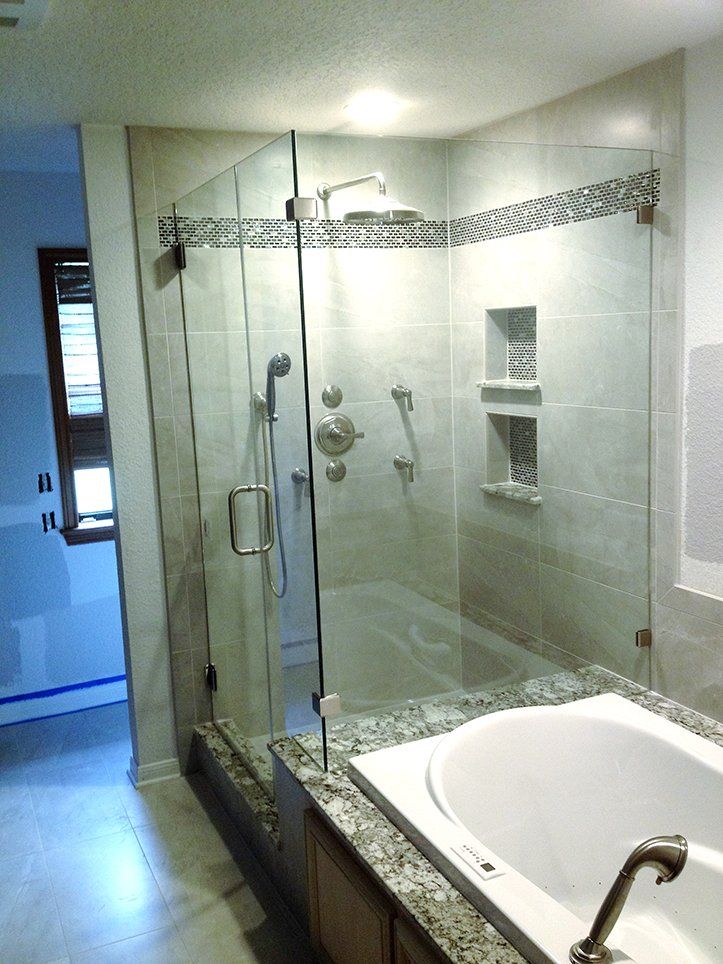 Shower glass enclosure