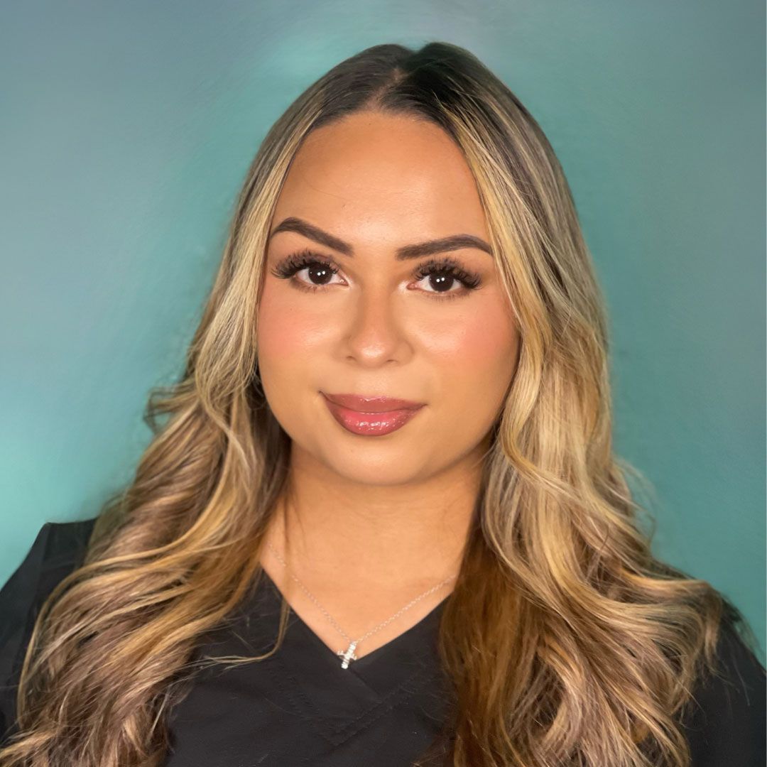 Yasmine - Esthetician