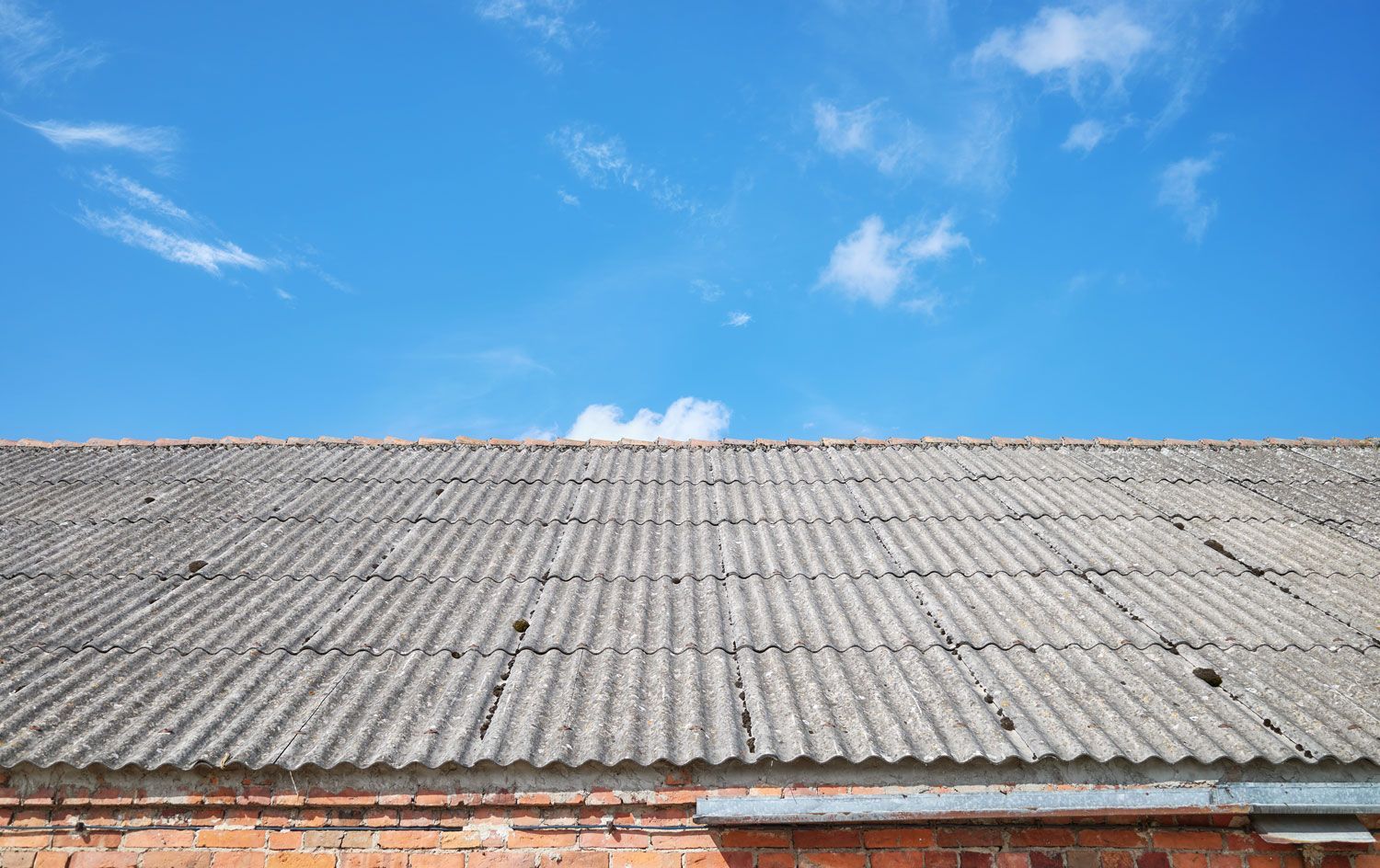 Top Signs Your Florida Roof Needs Repair or Replacement in 2026