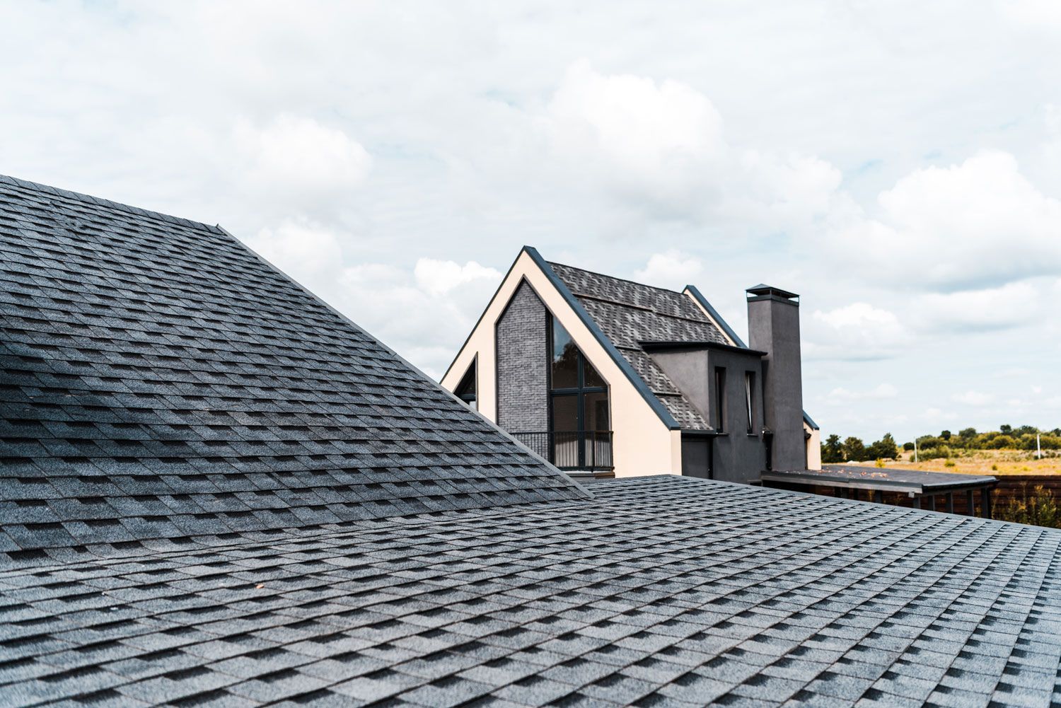 Tile vs Metal vs Shingle Roofing: Which Roofing System Is Best for Florida Homes?