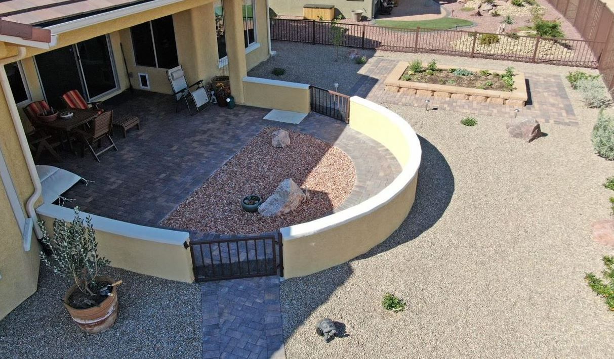 Hardscape-Pavers-Courtyard