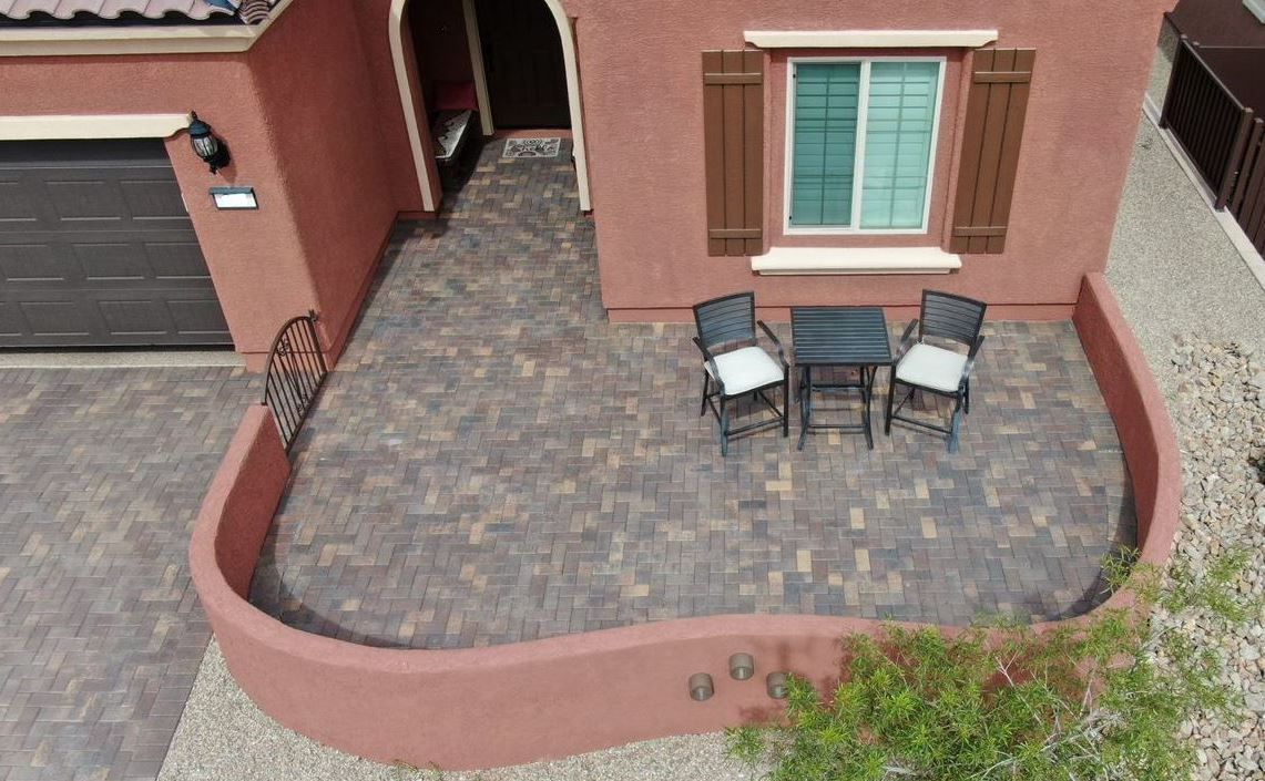Hardscape-Pavers-Courtyard