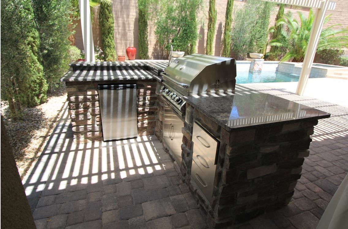 Outdoor Kitchens