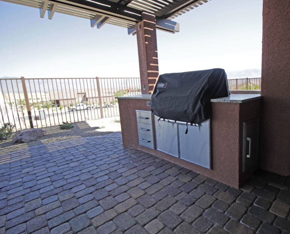 Outdoor Kitchens