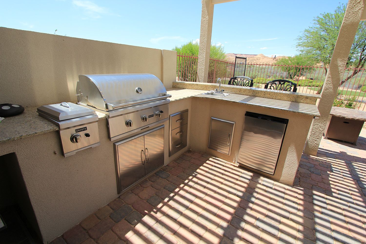 Outdoor Kitchens