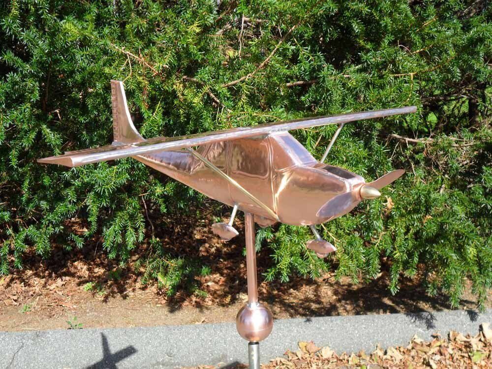 Airplane weathervane