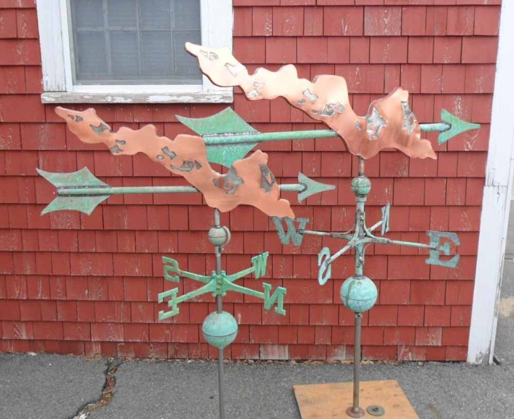 Landmark weathervane