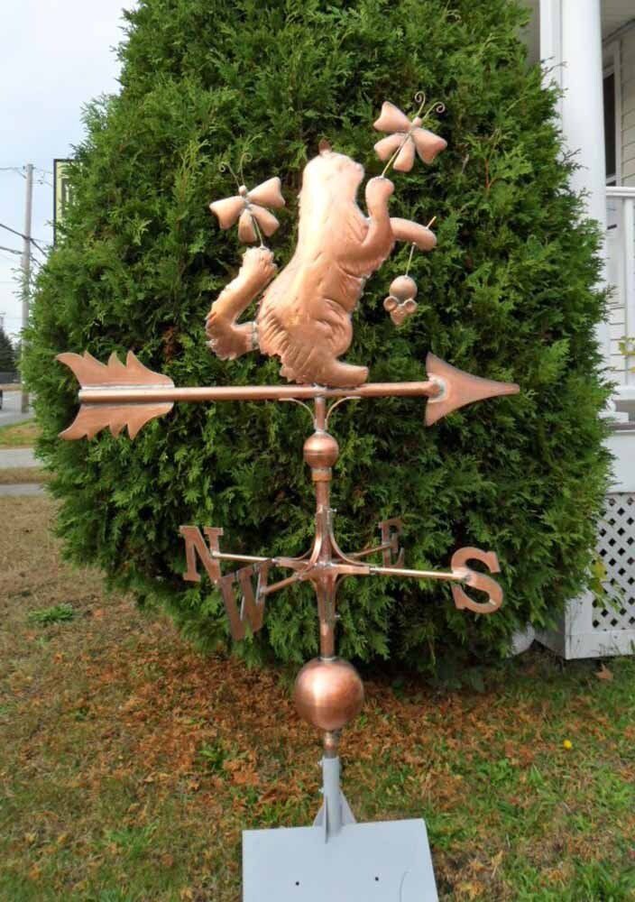 Animal weathervane