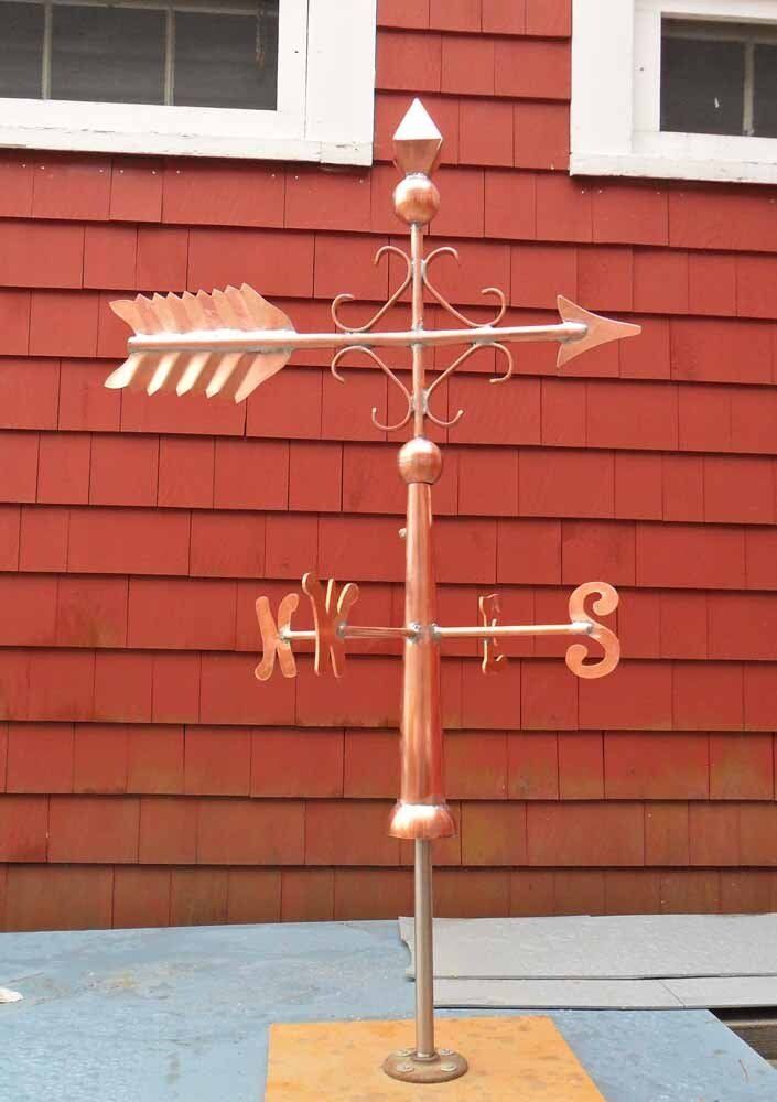 Arrow weathervane