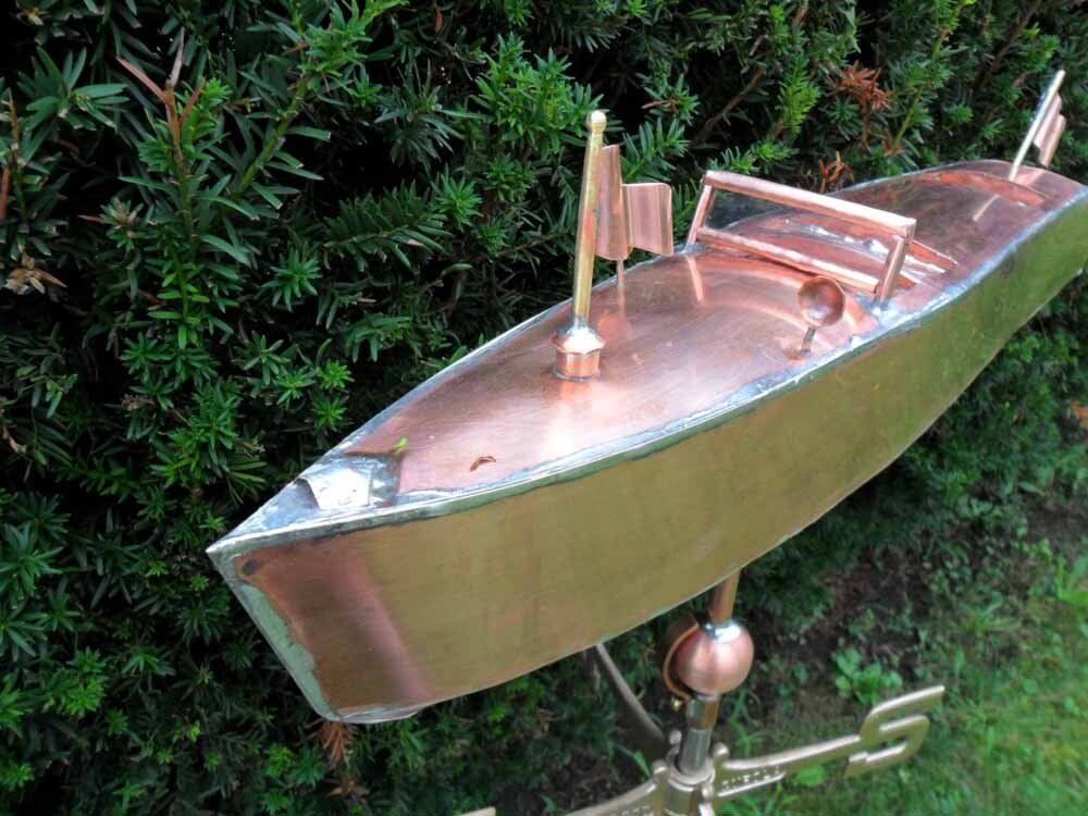 Boat weathervane
