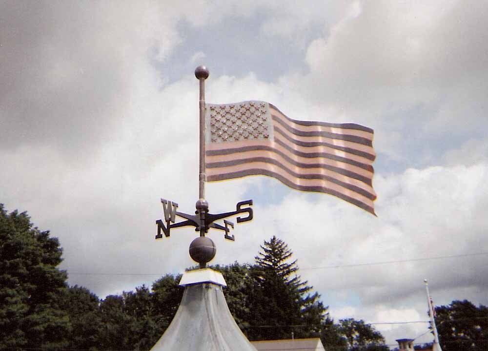 Flag weathervane