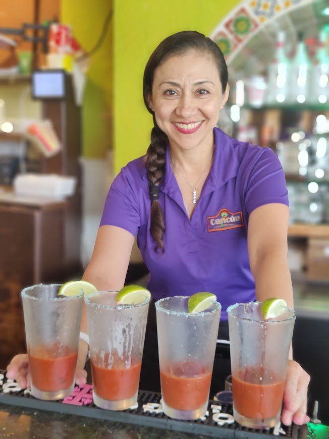 Claudia - Micheladas