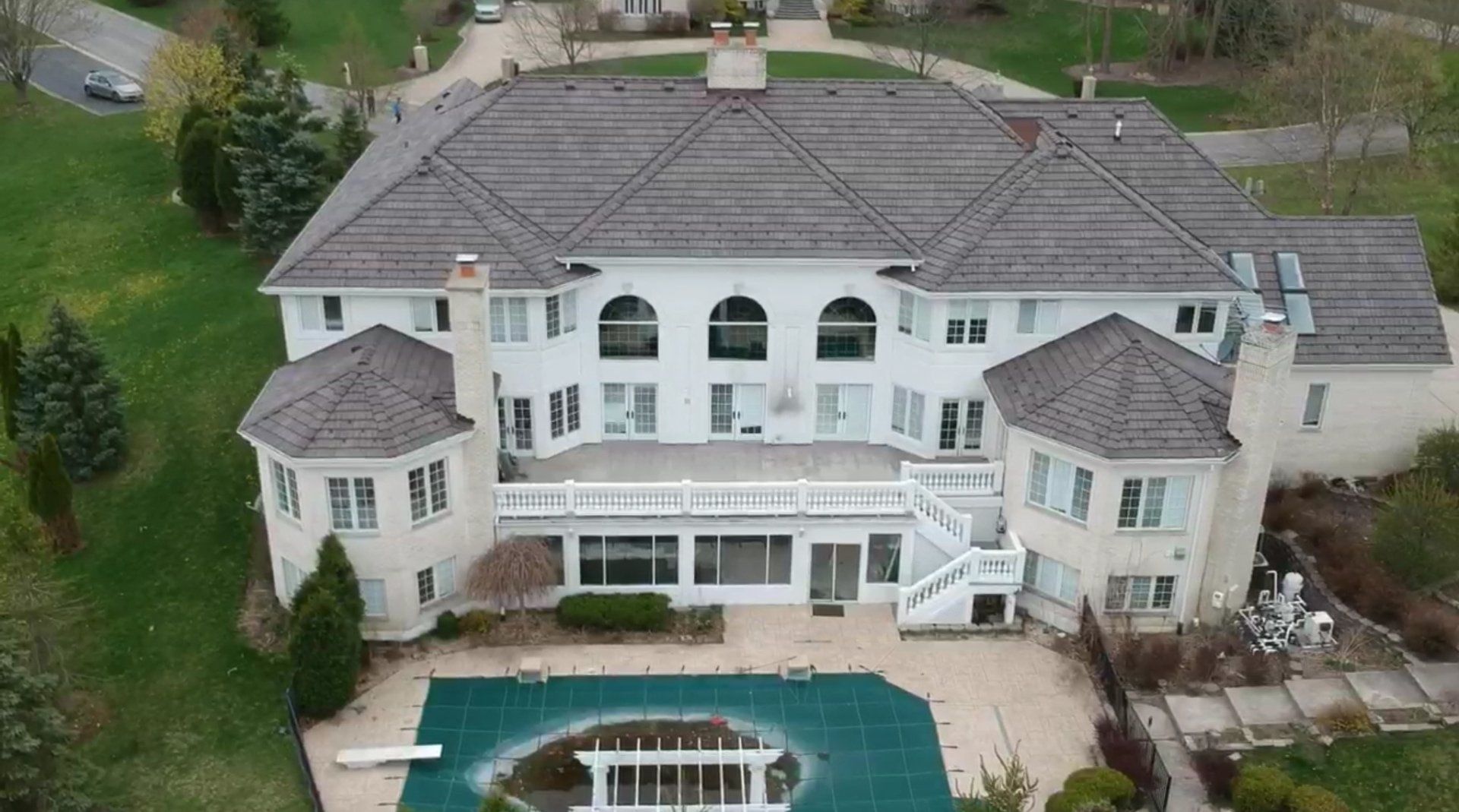 Roofing and window services