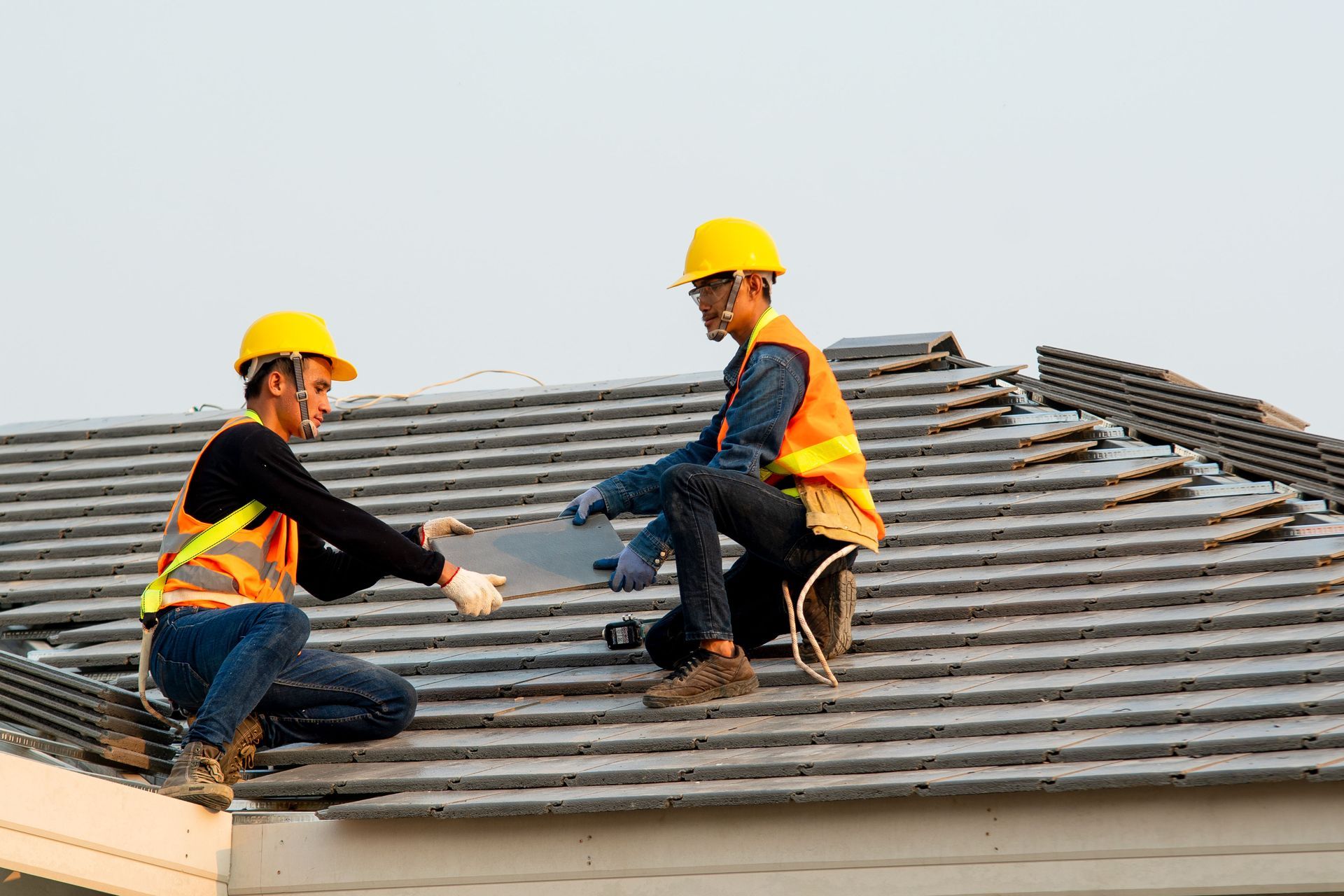 commercial roofer