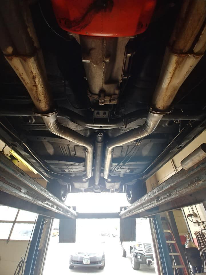 Lou's Custom Exhaust custom pipings